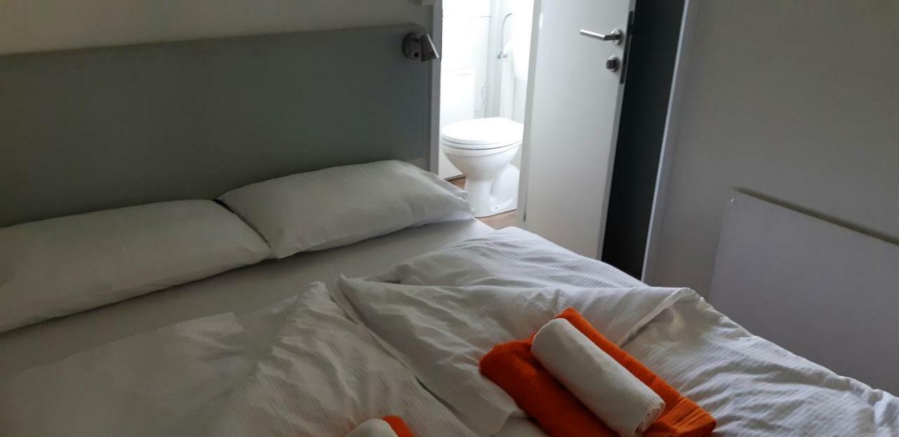 Mobile Homes And Apartment - Terme Catez Catez ob Savi Bagian luar foto